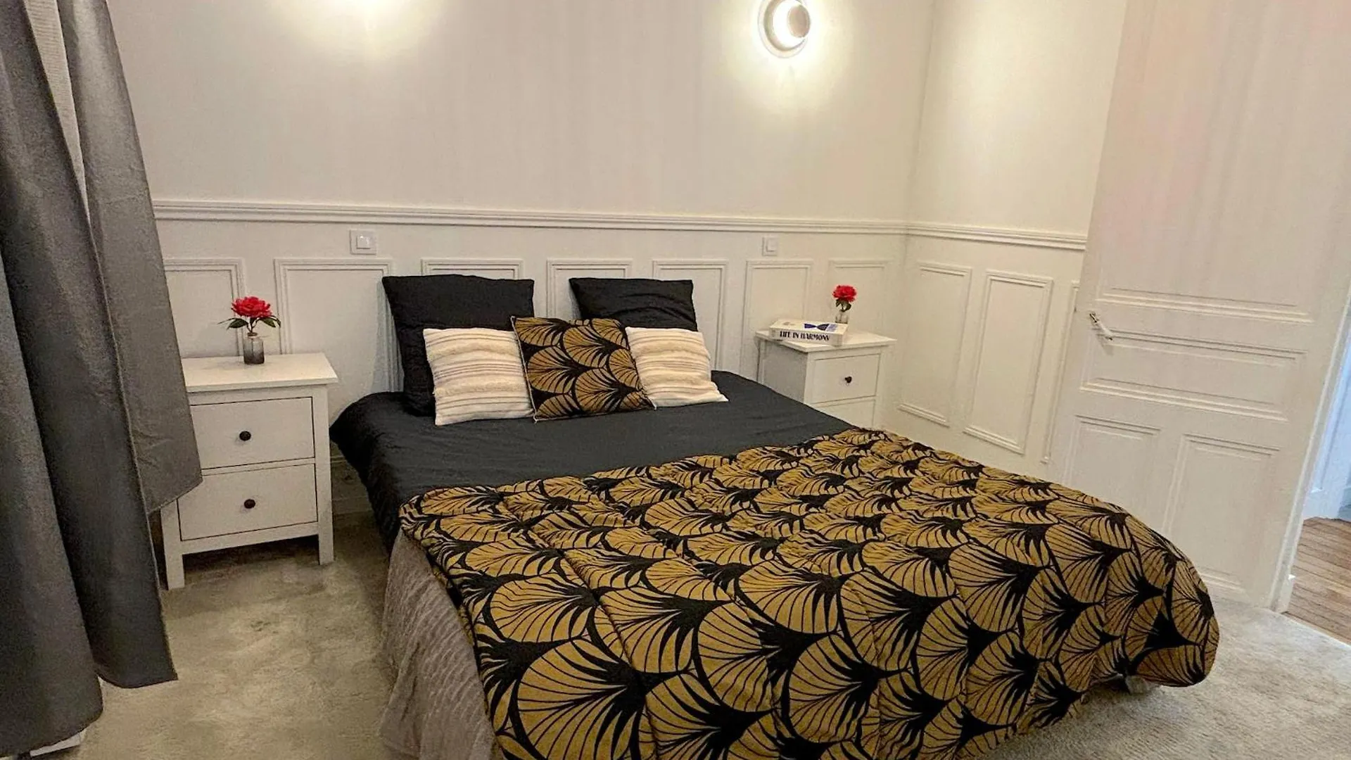 L'Appartement Moliteuil París Apartamento
